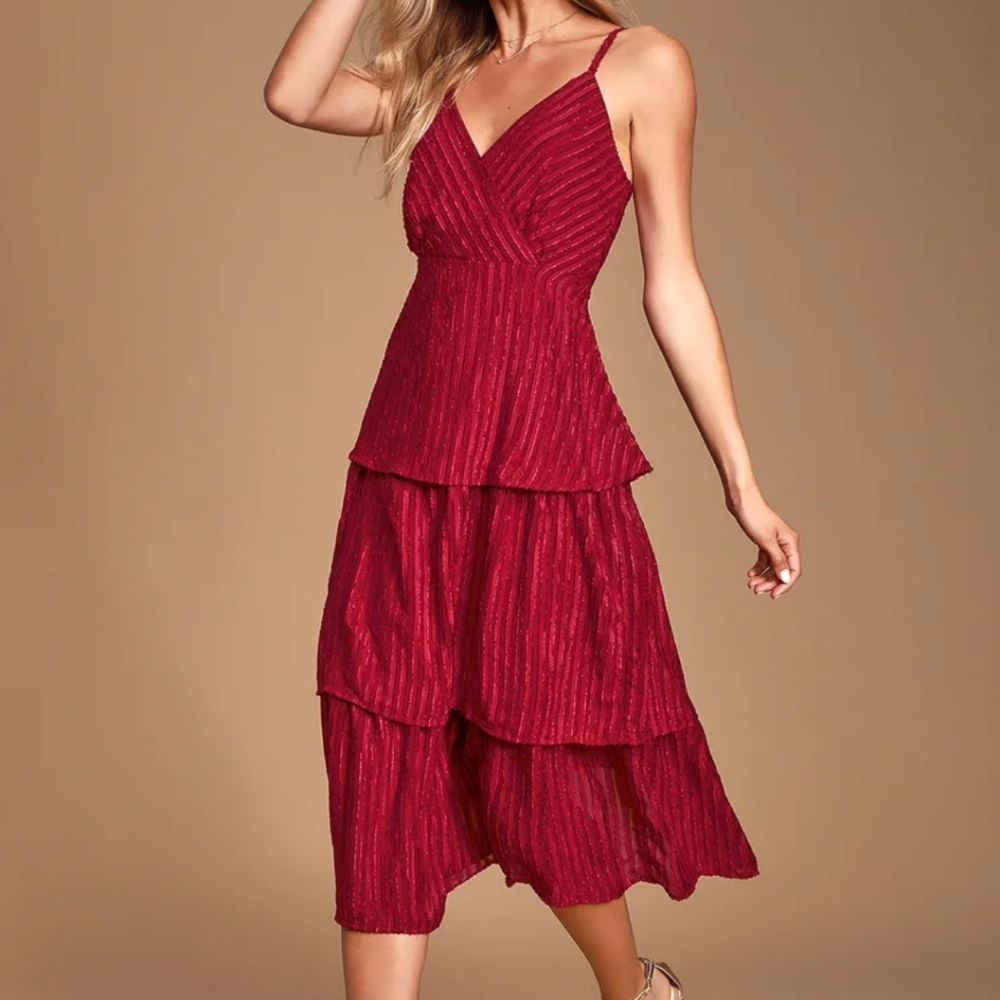 Lulu's - Tiered midi dress